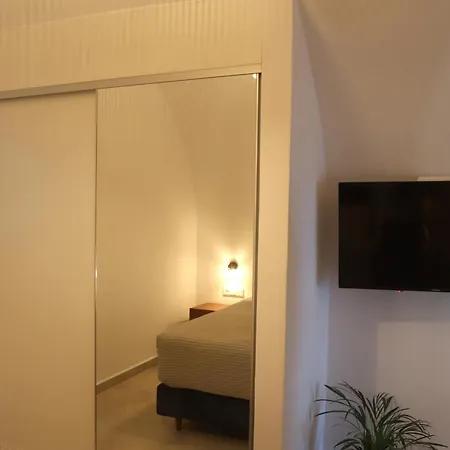 Il Castello 1800 Apartment *