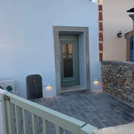 Il Castello 1800 Trifillianika
